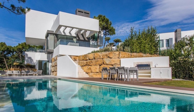 Beautiful Villa EAGLE in Monte Mayor - RDR195