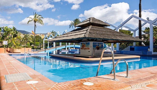 Benalbeach Cozy by Alfresco Stays