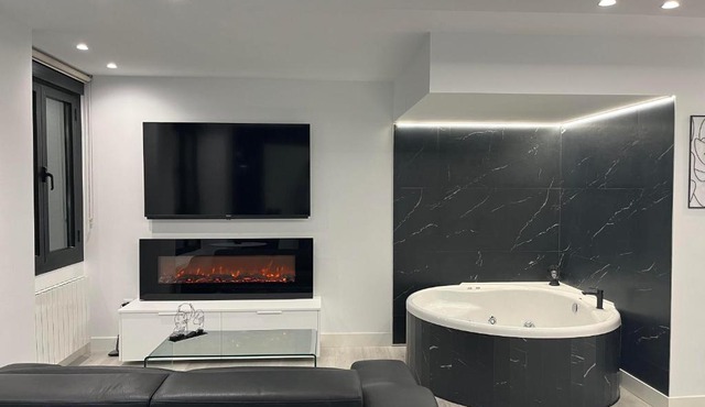 Black and White Suite "La Marinera"