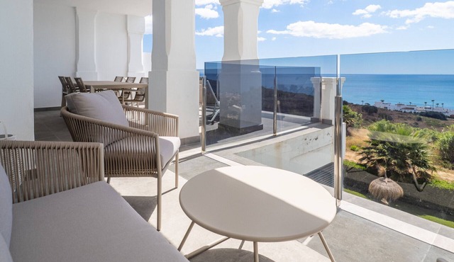 Blue Suite 2389 Sea Views