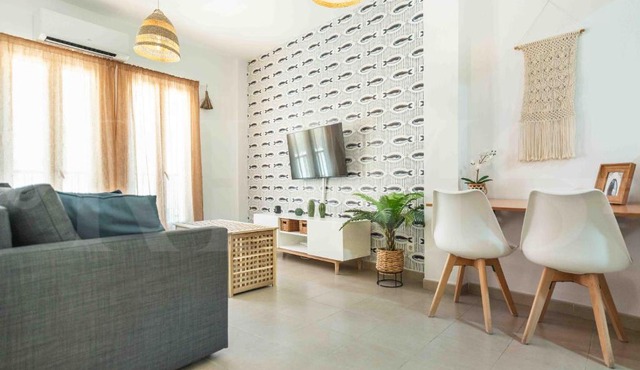 Bright apartment near the historic center by REMS