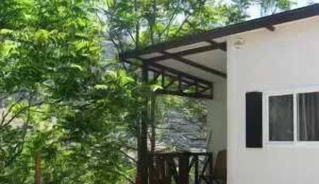 Cabane 2 étoiles - Piscine - eec0ac