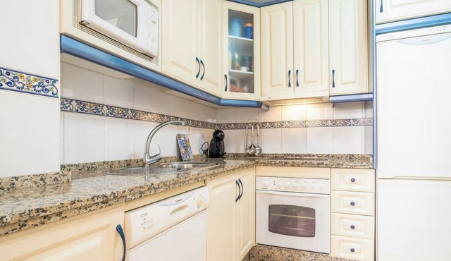 Cala Bahia beach very close to the beach walking distance, with swimming pool and free garage.