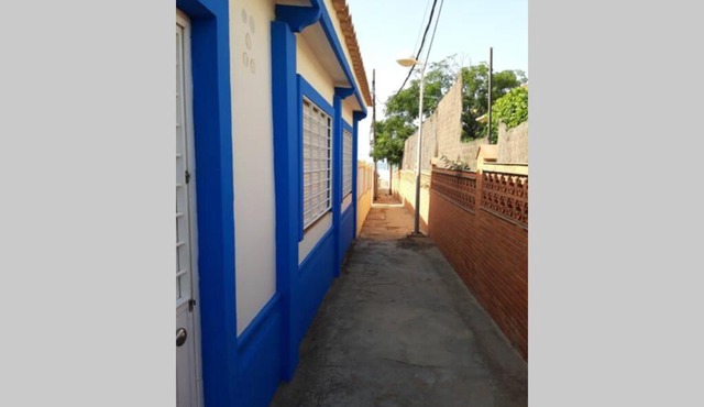 Casa a pie de playa, con patio. Zona Miramar.