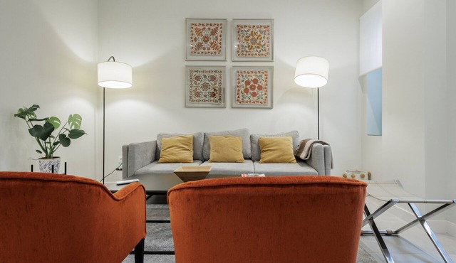 Casa Almoguera. Modern apartment in a prime location near Seville city center