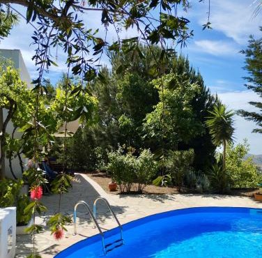 Casa Jardín Natural Sedella