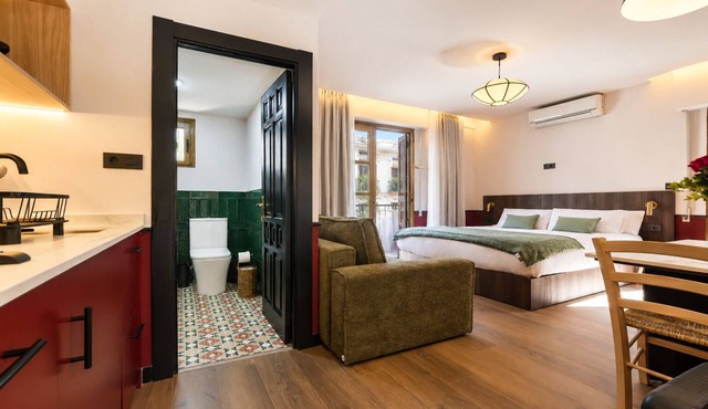 Casa Lavanda by Blossom Hotels