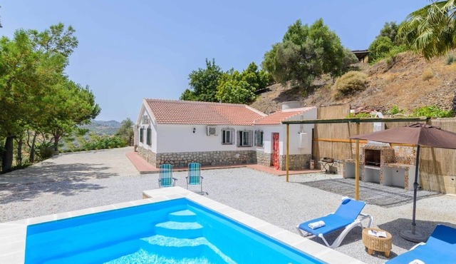 Casa Lirios Cómpeta by Ruralidays