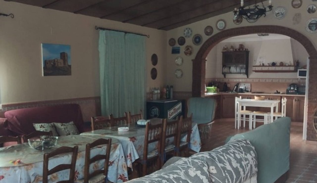 Casa Los Rosales with pool and barbecue