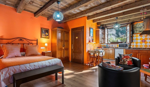 Casa Rural 'Nogueira' with Mountain Views, Private Terrace, and Wi-Fi