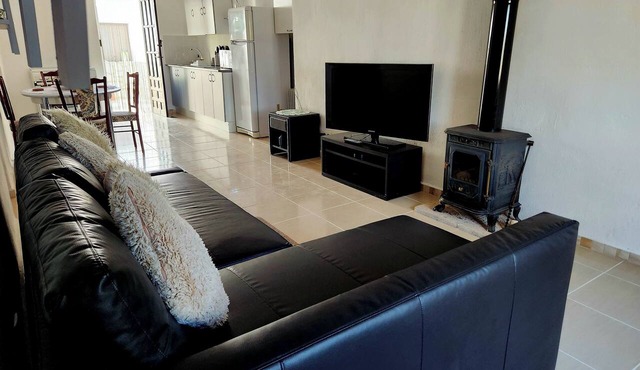 Casita-1 To 2guests-pool-patio-bbq-parking