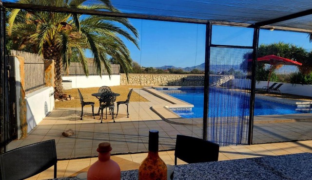 Casita-1 To 5Guests-Pool-Patio-Bbq-Parking