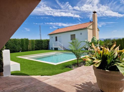 Casita acogedora con piscina