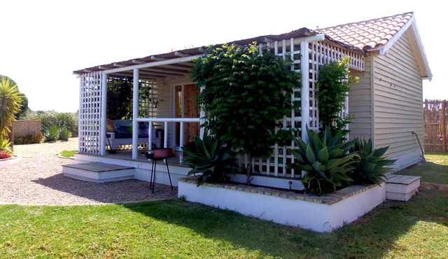 Casita Chau, Stylish 1 bedroom wooden house.
