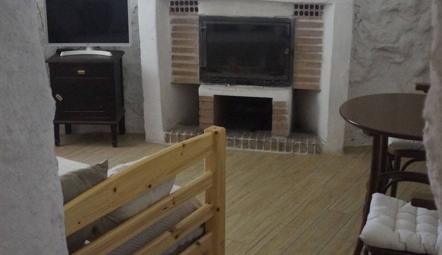 Cave House "La Estrella" 10 minutes from Granada center.
