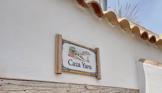 Cave house Yara with pool and facilities for PRM