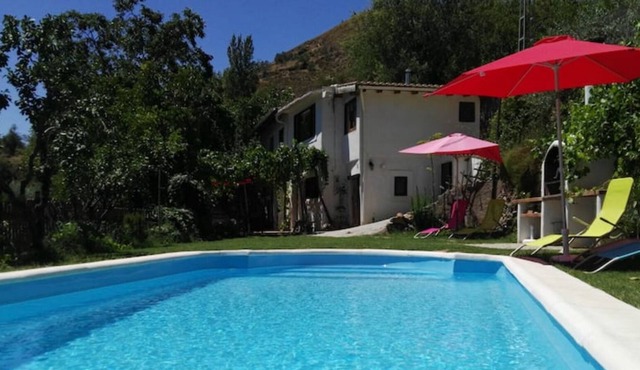 Chalet "Almez de Lúa" with Mountain View, Private Pool & Wi-Fi