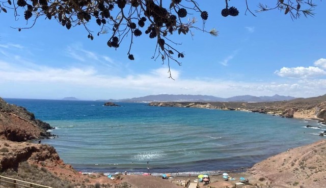 Charming 2-bedroom villa with WiFi and AC in gorgeous Bolnuevo