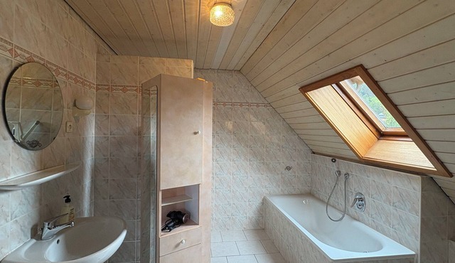 Charming Cottage with Vosges Mountain Views | Perfect for Walkers | Pets | WiFi in Neuve-Église