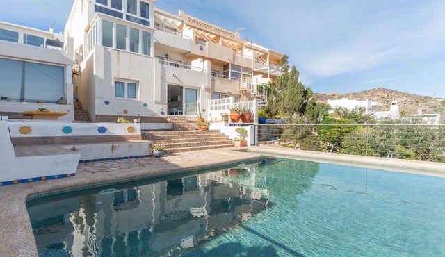 Coastal Escape with Private Pool for 6