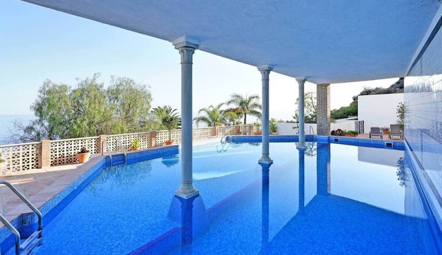 Comeback La Casa del Sol Naciente