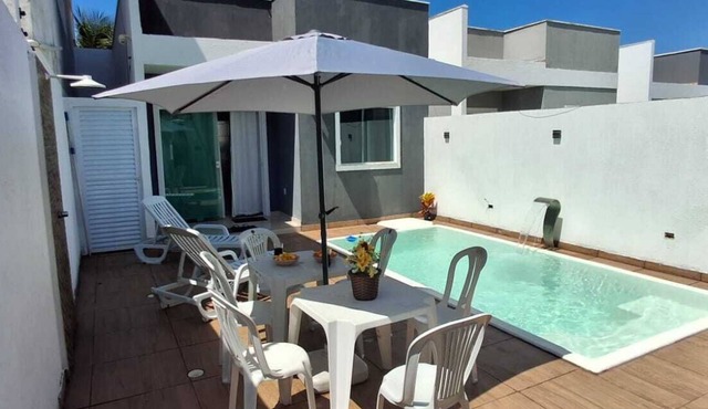 Comfortable house with private pool. in Camaçari