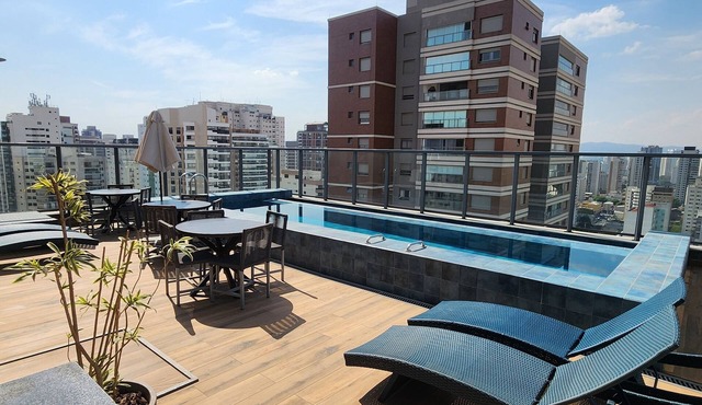 Comfortable studio apartment in Perdizes - Allianz Parque with pool and rooftop. in São Paulo