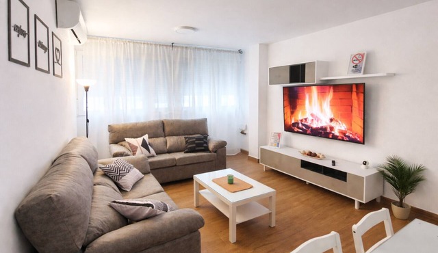 Complete apartment! Center! Cityhouse Quality New Refurbished New Quality Wifi high+TV65+Comfort+