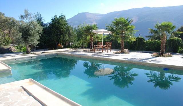 Cortijo for 6 with Large Swimming Pool in 36 Acres of Land in Sierra Nevada Park