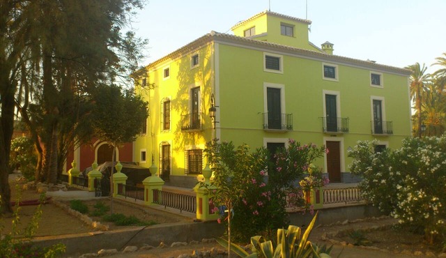 Country House 'La Florida' with Shared Pool, Wi-Fi and Air Conditioning