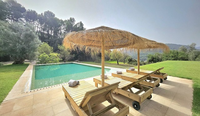 Country House 'La Zalema' with Mountain View, Wi-Fi and Air Conditioning in Esporles