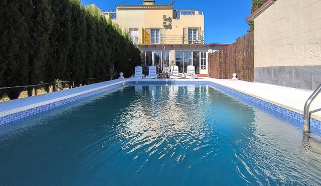 Cozy home in Guillena