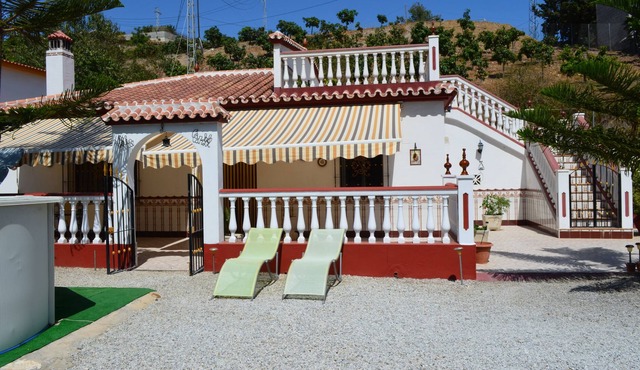 Cozy house close to the beach, pet friendly.