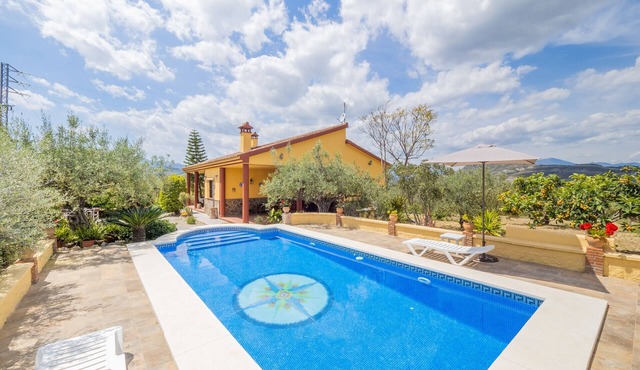 Cubo's Casa Rural Yanza/private pool/high privacy/close to urban center