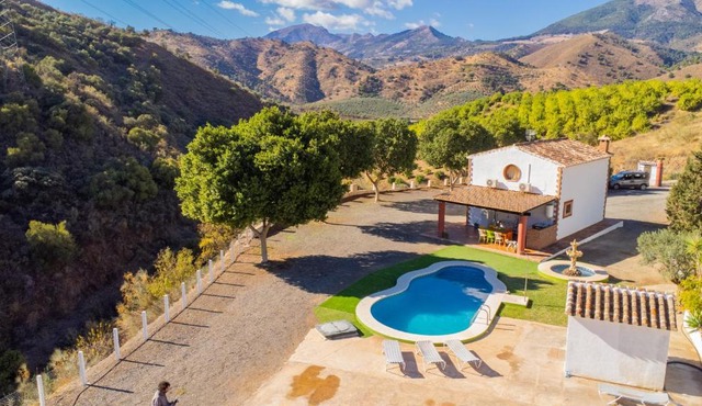 Cubo's Finca La Curva