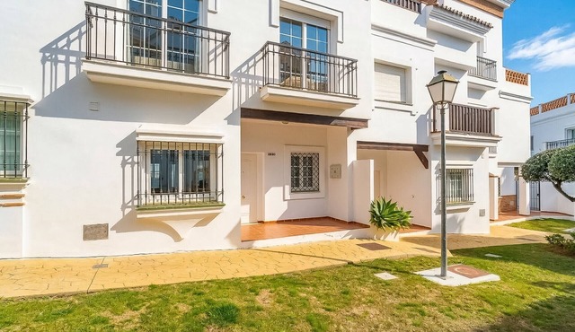 Cubo's House Lauro Golf & Sunset/communal pool/Golf/terrace/free wifi