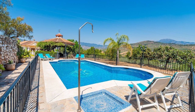 Cubo's Paraje Galiano Rural House/Private pool/BBQ/Free Wi-Fi in Guaro