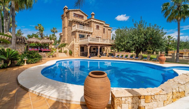 Cubo's Villa Los Dos Reyes/private pool/leisure area/sports activities/BBQ
