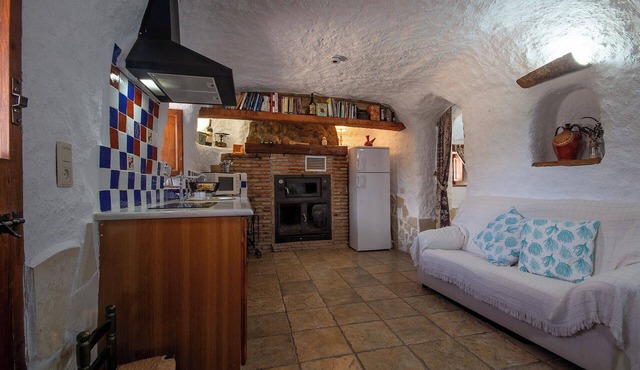 CUEVAS VICTORIA