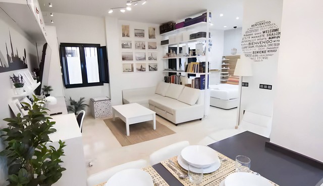 Designer Loft at Seville's Alameda — Smart Tech & Wellness Oasis