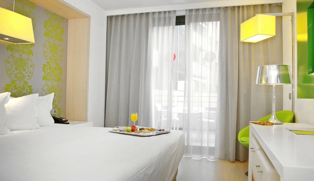 DoubleTree by Hilton Hotel Girona in Girona