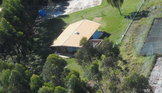 Easter Tranquility and Comfort in Country House with WiFii - STUNNING LOCATION! in Jarinu