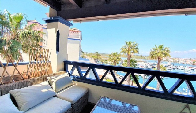 El Faro III Apartment