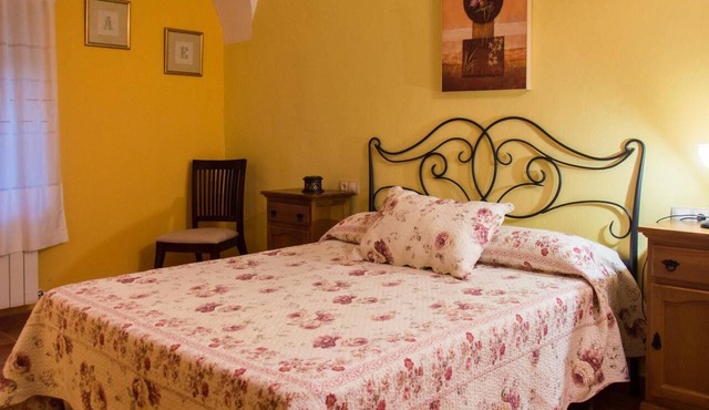 "El Fuentarro by Interhome