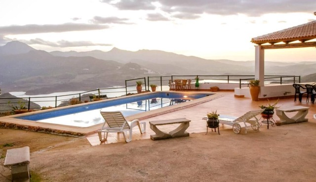 EL Mirador DE LA Luna