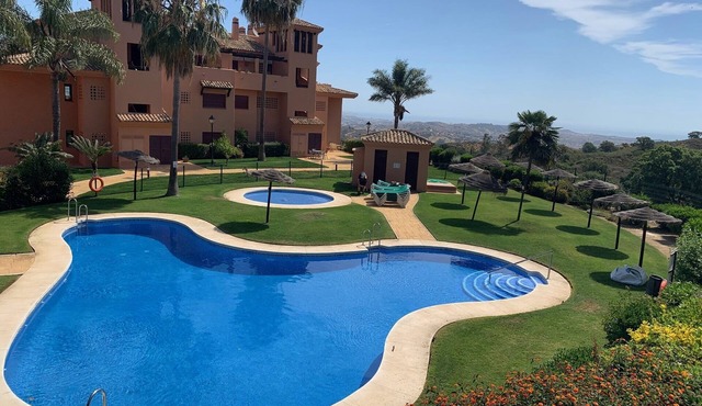 El Soto de Marbella F/F P16 Sea & Mountain Views. On-Site Golf-Gym- Tennis-Padel