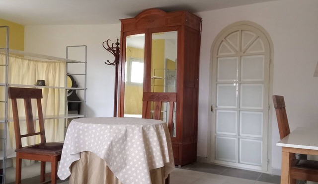 Casita Azul 2, sunny and independent.