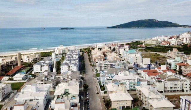 Excellent new apartment in the prime area of ​Praia dos Ingleses. in Ingleses do Rio Vermelho