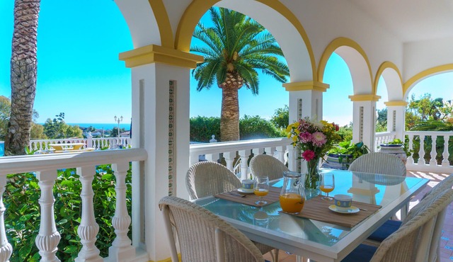 Exclusive villa in Mijas with impressive views, private pool & amazing gardens