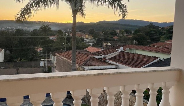 Férias Relaxantes e Área de Lazer Completa com Piscina, Sauna e Área Gourmet in São Pedro